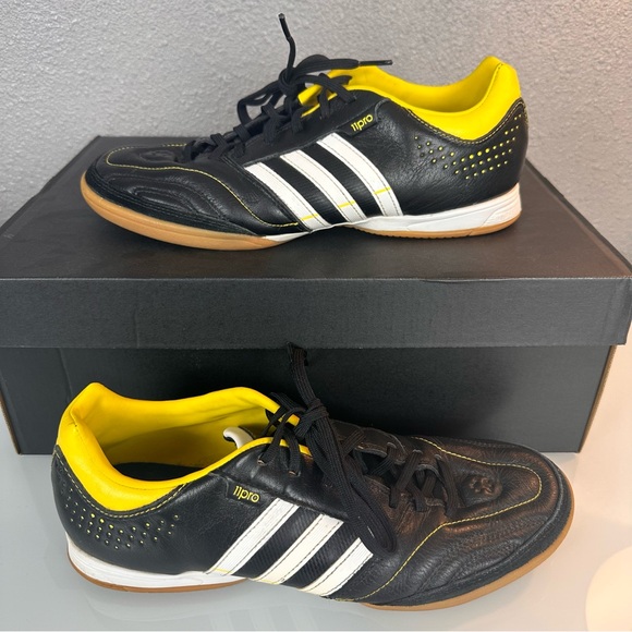 Adidas Pro 11 Nova Indoor Soccer Shoes Q23818 Men’s Size 8 Black/Yellow - Picture 1 of 12